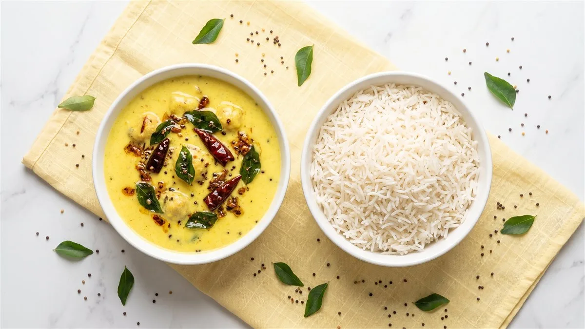 Kadhi Pakora with Rice
